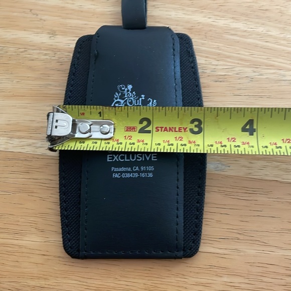 Disney Store Cast Exclusive Be Our Guest Lumiere Luggage Tag-NEW - Picture 9 of 11